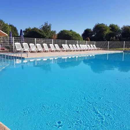 Dina With Parking And Shared Pool By Interhome 아파트