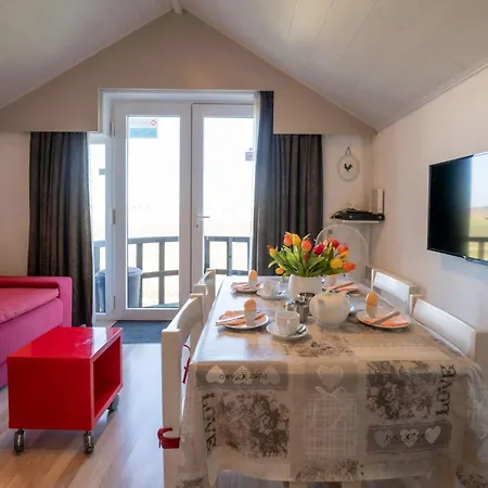 아파트 Dina With Parking And Shared Pool By Interhome