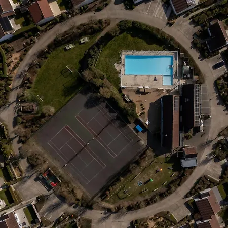 아파트 Dina With Parking And Shared Pool By Interhome *