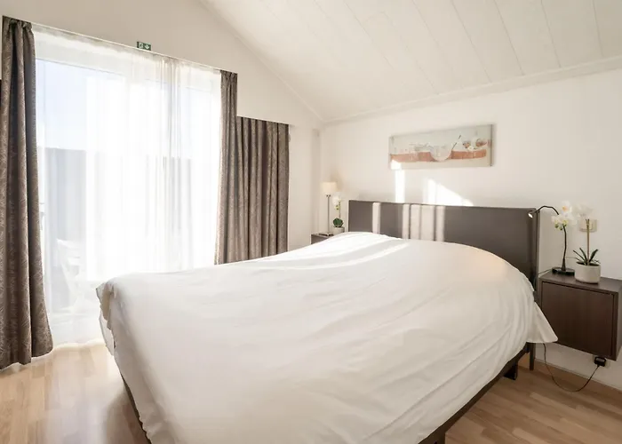 شقة Dina With Parking And Shared Pool By Interhome دي هان